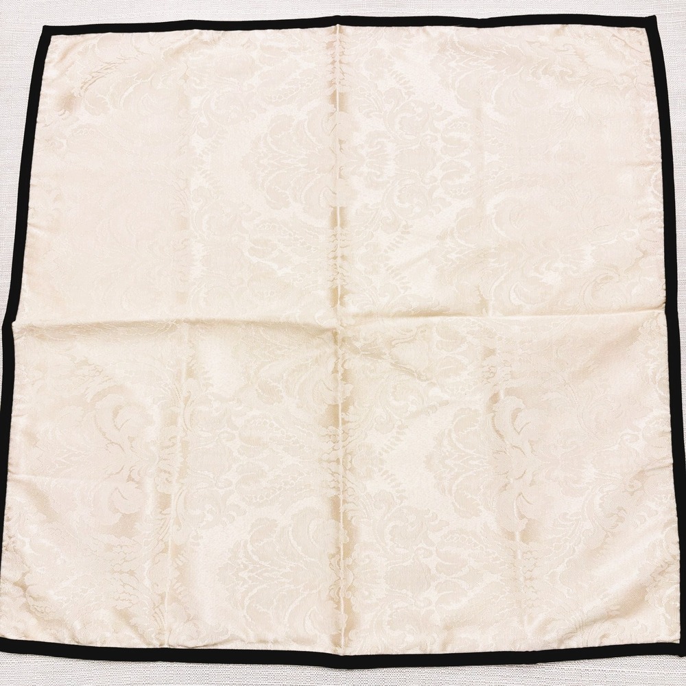 Vintage W-C Designs 1992 Damask Dinner Napkins Set of 12 Ivory Velvet Trim